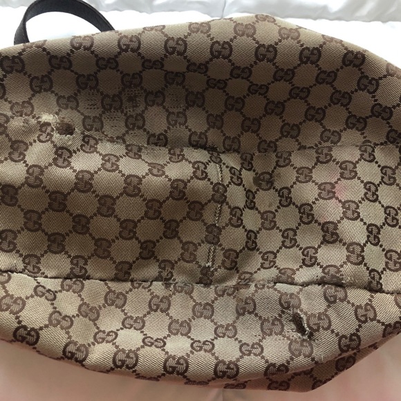 AUTHENTIC GUCCI Monogrammed Handbag - Picture 7 of 10